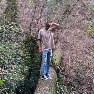 Meet your Posher, Ethan